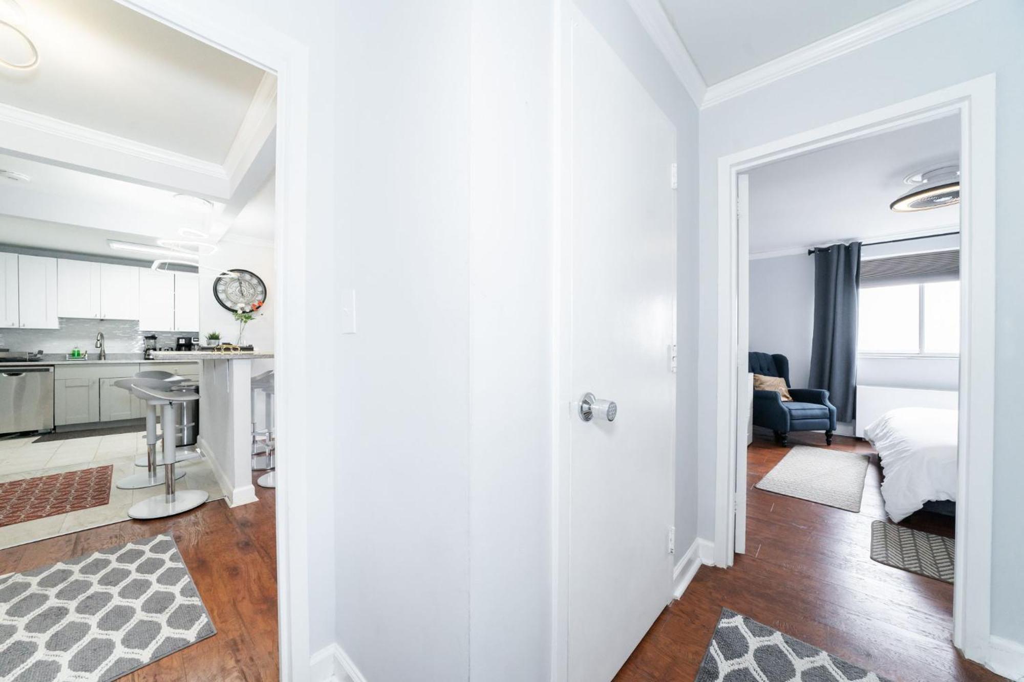21Floor-Renovated 2Br,1Bath King And Queen Bed And Parking แอตแลนตา ภายนอก รูปภาพ