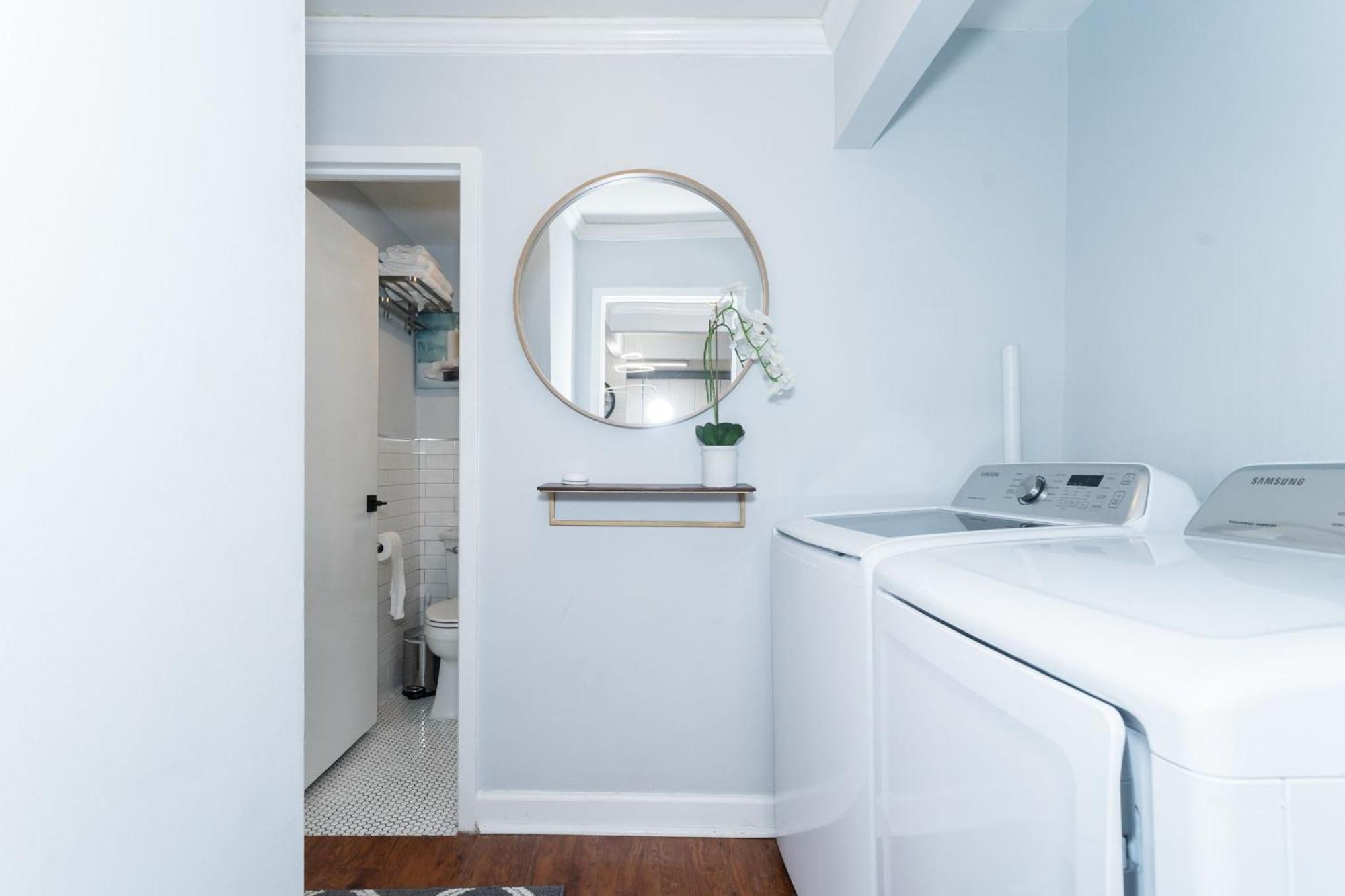 21Floor-Renovated 2Br,1Bath King And Queen Bed And Parking แอตแลนตา ภายนอก รูปภาพ