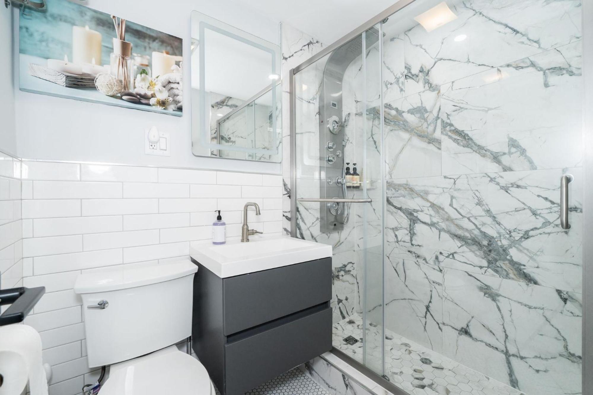 21Floor-Renovated 2Br,1Bath King And Queen Bed And Parking แอตแลนตา ภายนอก รูปภาพ